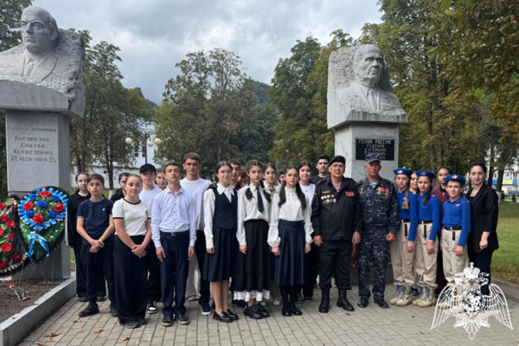 Представители Росгвардии провели памятное мероприятие в Карачаево-Черкесии