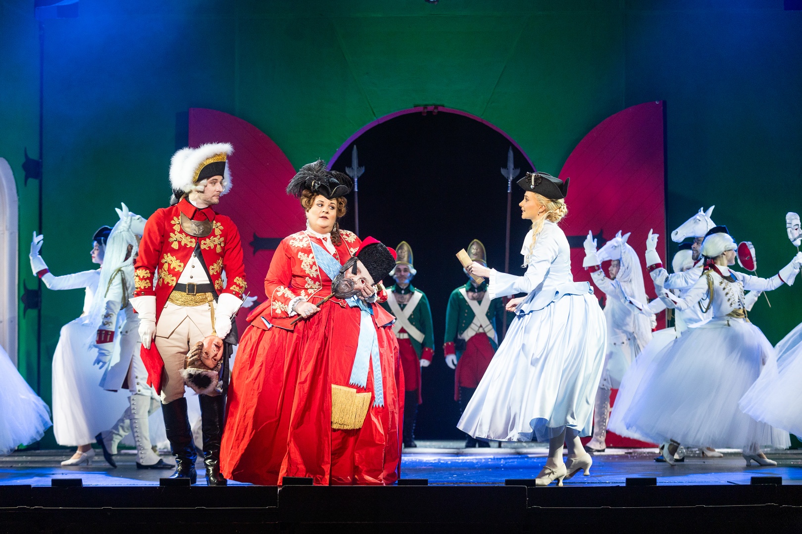 Театр музыкальной комедии выступит на «Книжных аллеях», покажет премьеру «Капитанской дочки» и примет участие в фестивале