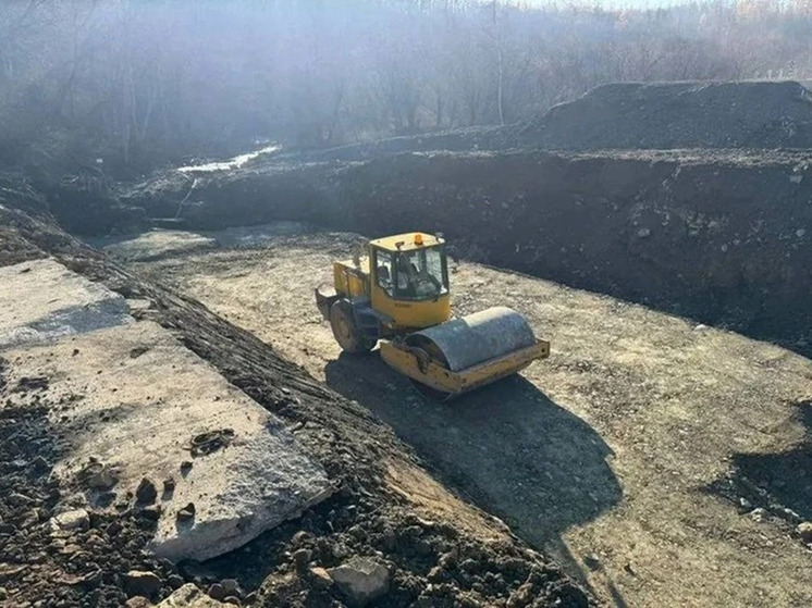 Мост через реку Христофоровку на охотской трассе обновят раньше срока