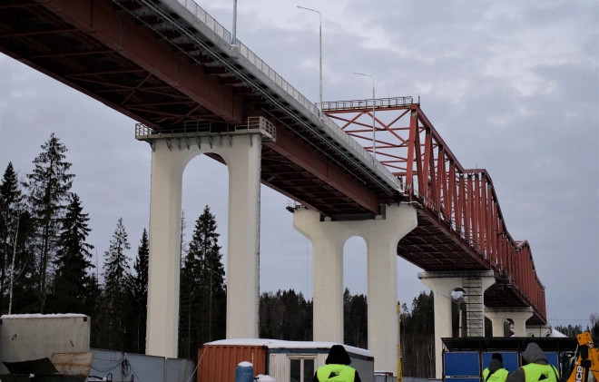 Мост через свирь в лодейном