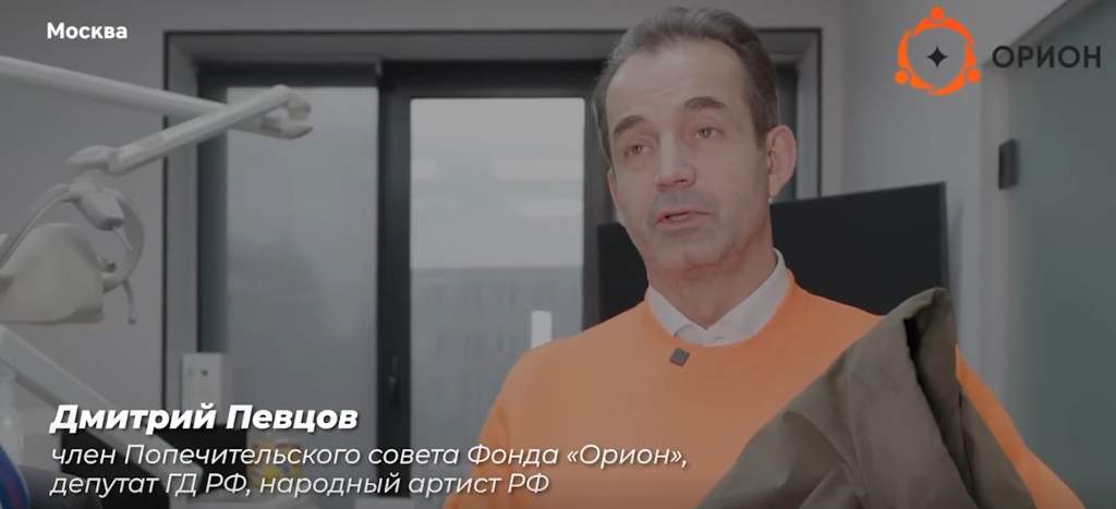 Артист Певцов передал противоосколочные куртки для врачей в курском приграничье