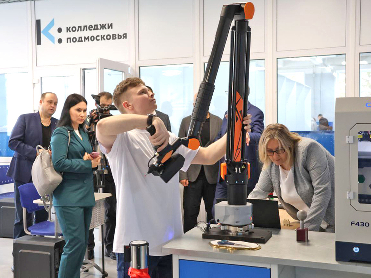 В Серпухове открылась первая мастерская робототехники