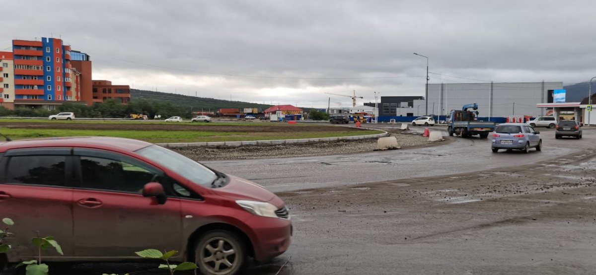 Магадан машины. Отчетный период по налогу. Кварталы в году по месяцам. Сдача отчетности в 2023 год сроки сдачи отчетности таблица. Строительный информационный щит.