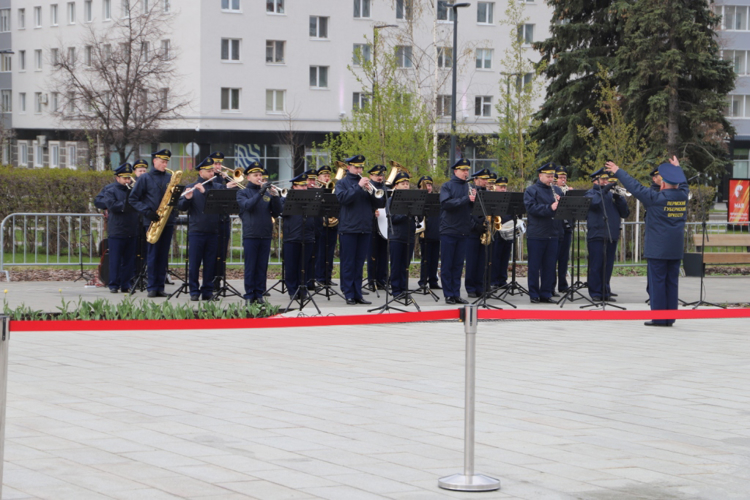 Начальник Управления Росгвардии по Пермскому краю принял участие в церемонии возложения цветов и венков