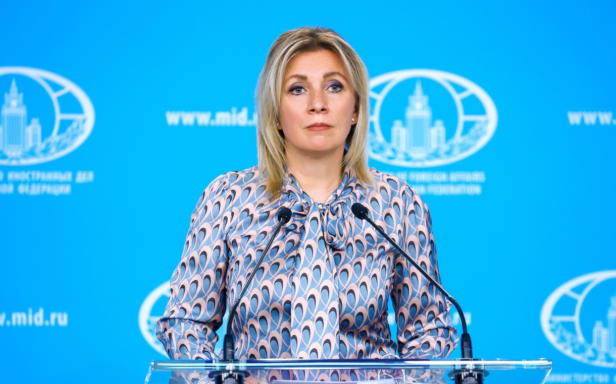 Захарова: карточный домик вранья Запада шатается все сильнее