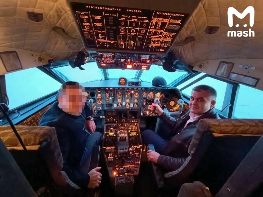 Сразу два авиадебоша с известными людьми сотрясли российское небо