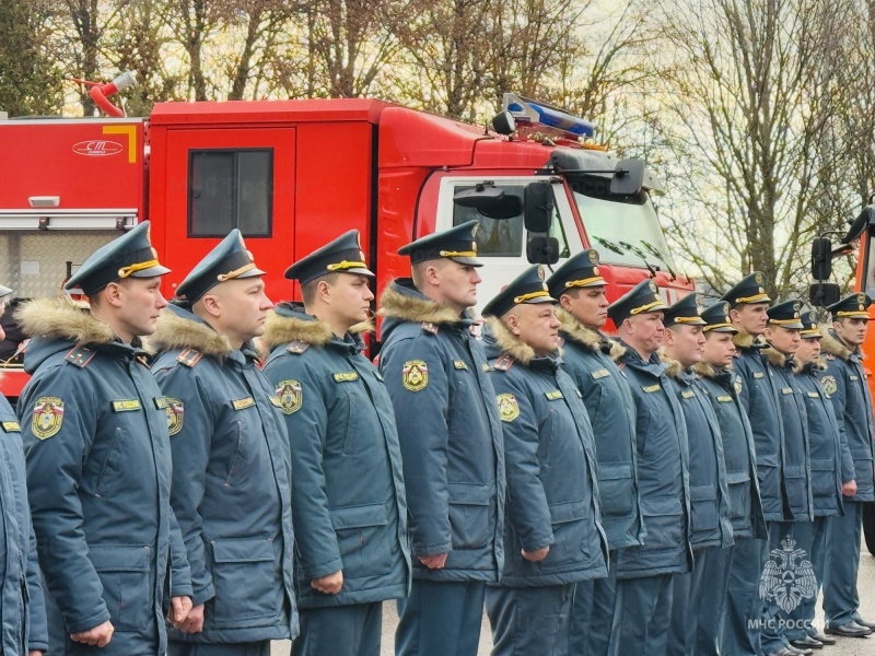 На вооружение белгородских пожарных и спасателей поступили 9 новых специализированных автомобилей