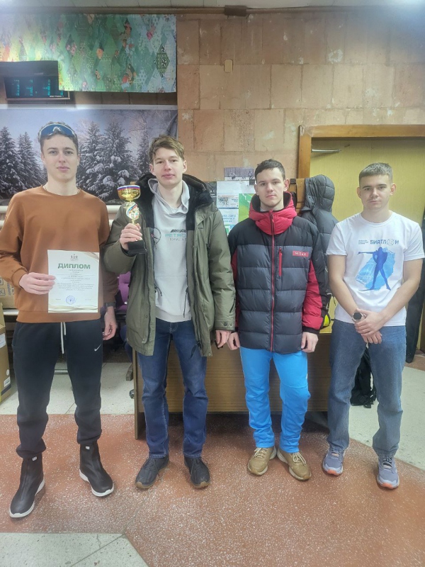 Мужская команда лыхников - бронзовый призера Универсиады-49!