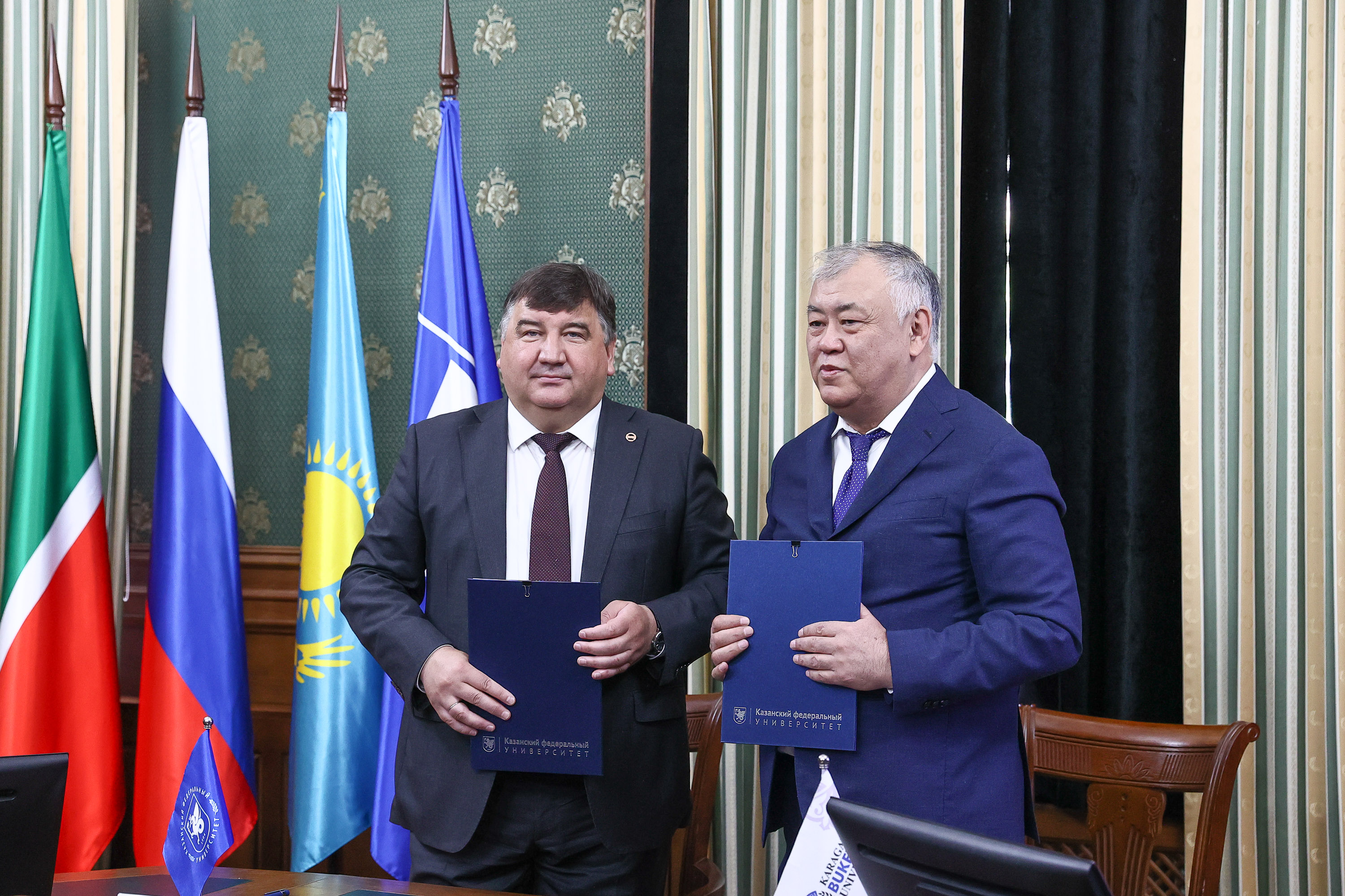 первым директором ректором карагандинского горного института был. преподаватели горного университета санкт-петербург. владимир стефанович литвиненко. первым директором ректором карагандинского горного института был. в.