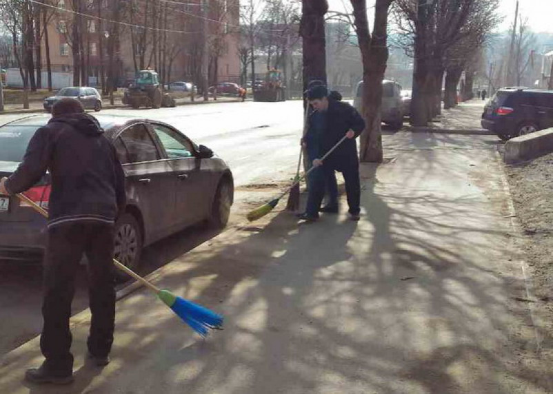 3 обязательные работы. Первый городской субботник. Общественный областной субботник 2022.