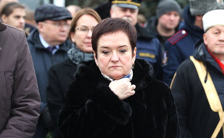 Лариса Мельник