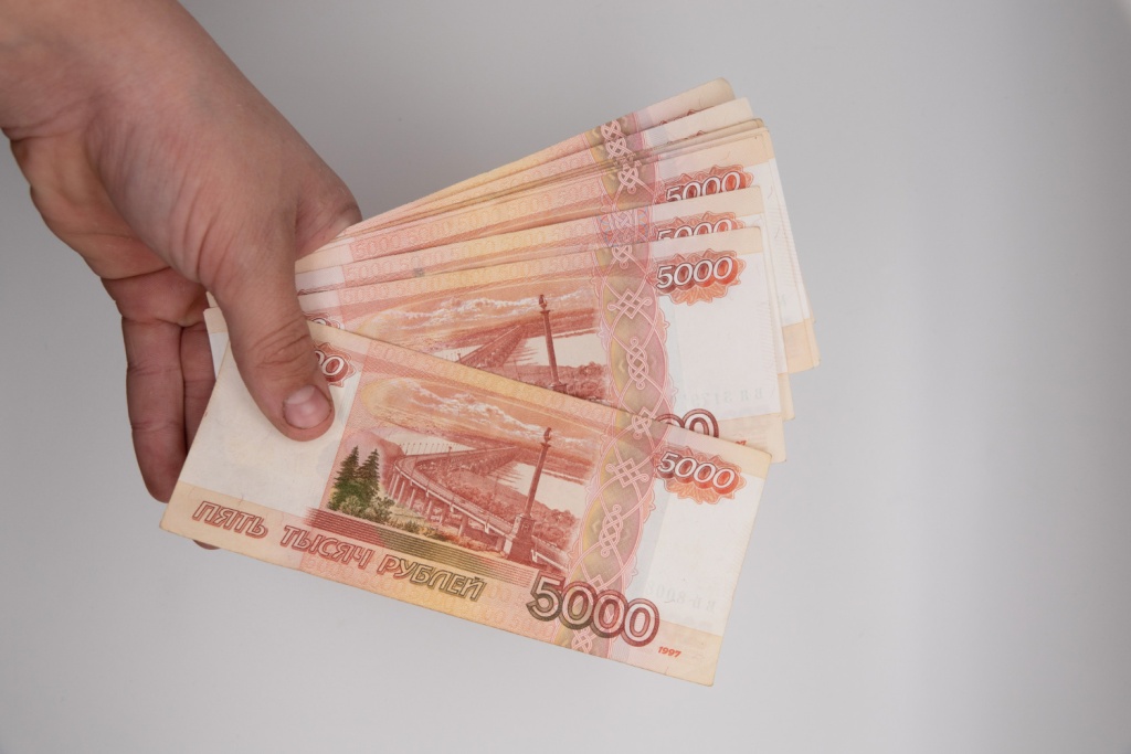 В Иркутской области сотрудники администрации сельского поселения получили зарплату после вмешательства прокуратуры