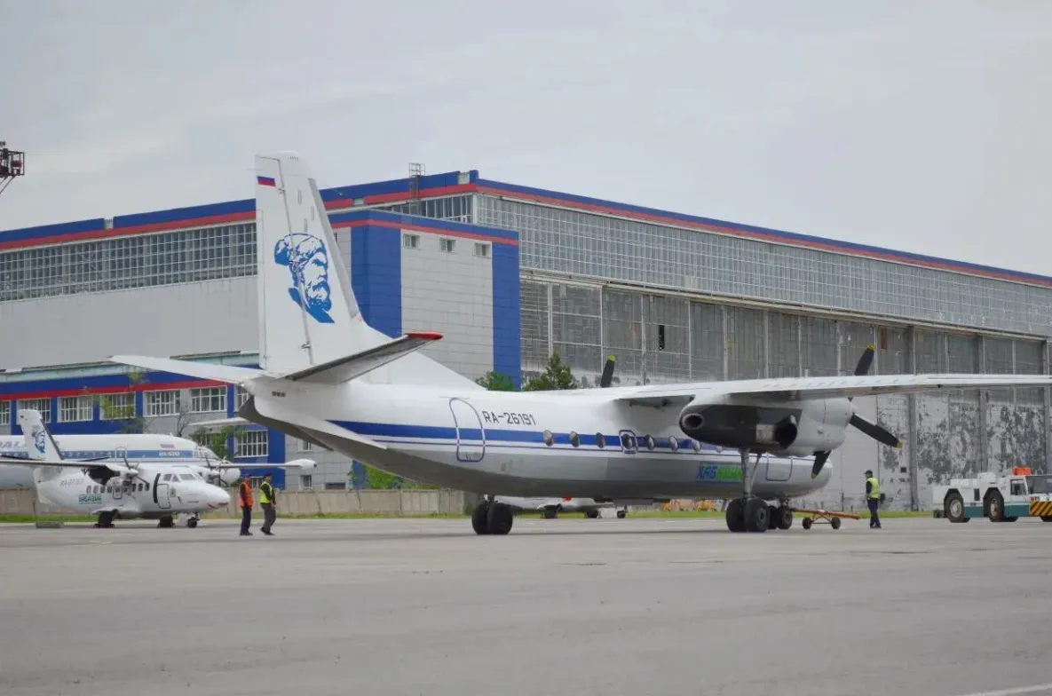 Пассажиров задержанных авиарейсов в Охотск сегодня доставят к месту назначения