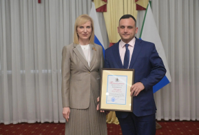 В Хабаровском крае отметили День радио: награждены лучшие сотрудники отрасли