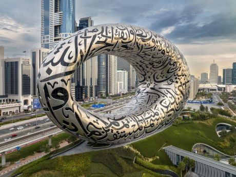 Дубай слушает: начинаем опрос российских турагентов