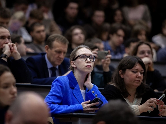 Будущее технологий представили в СПбГУТ молодые ученые