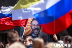 В 2016 году Шнуров вошел в список доверенных лиц «Единой России» на выборах в Госдуму