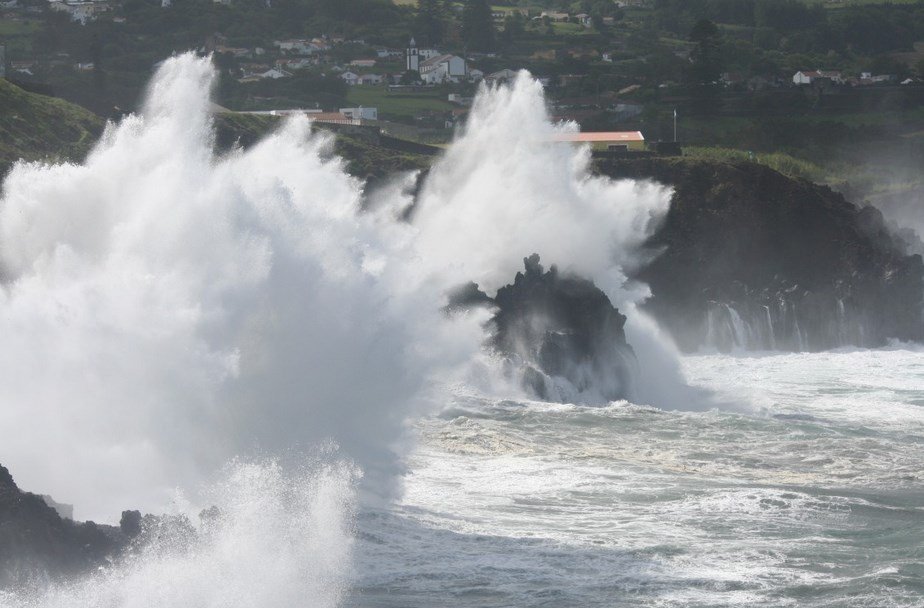 Британские ученые назвали ураган «Отис» предвестником экстремальных штормов на Земле
