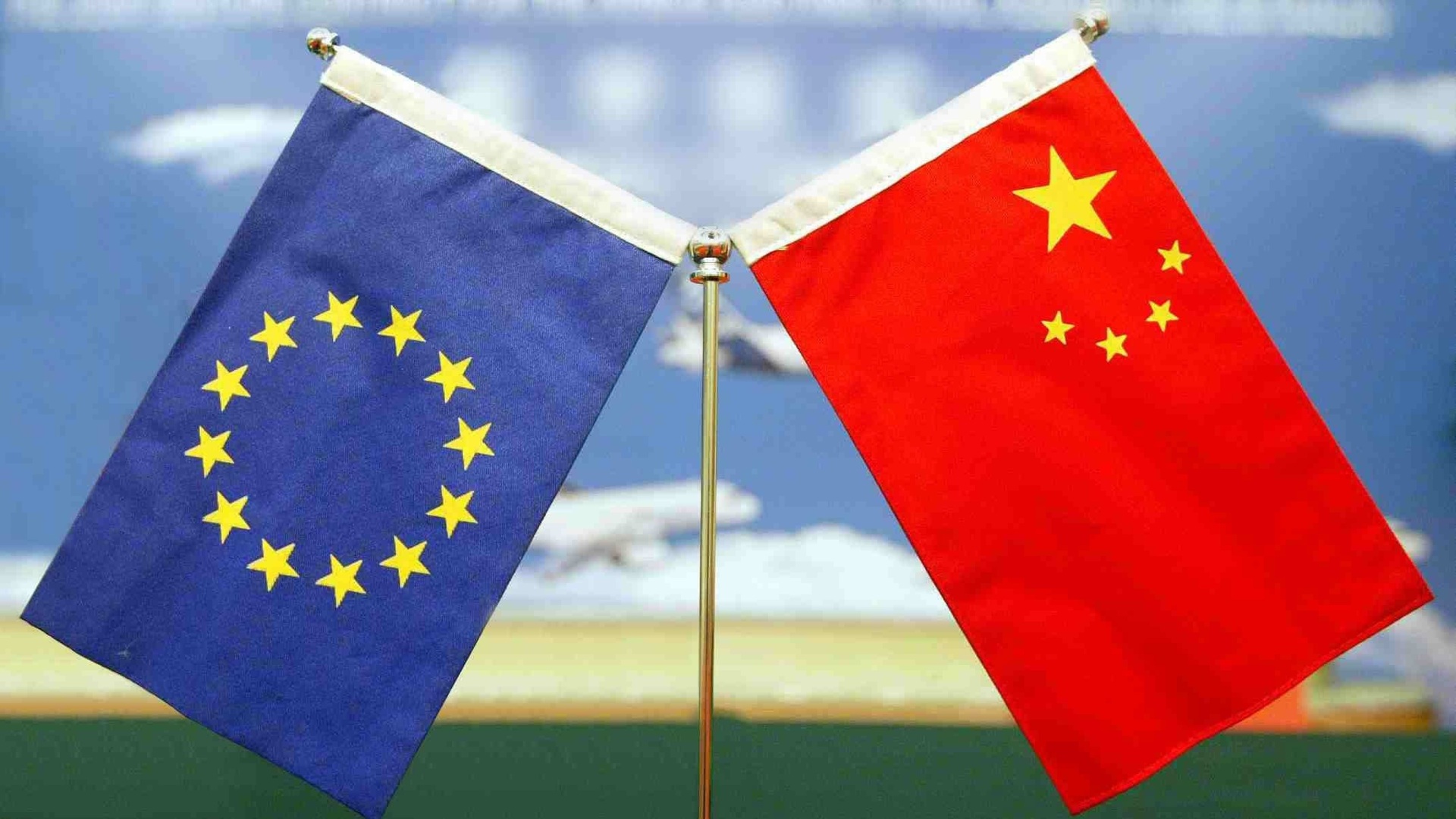 Китай и ЕС втягиваются в торговый конфликт