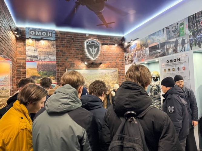 В Ярославле на базе спецподразделений Росгвардии прошел урок мужества