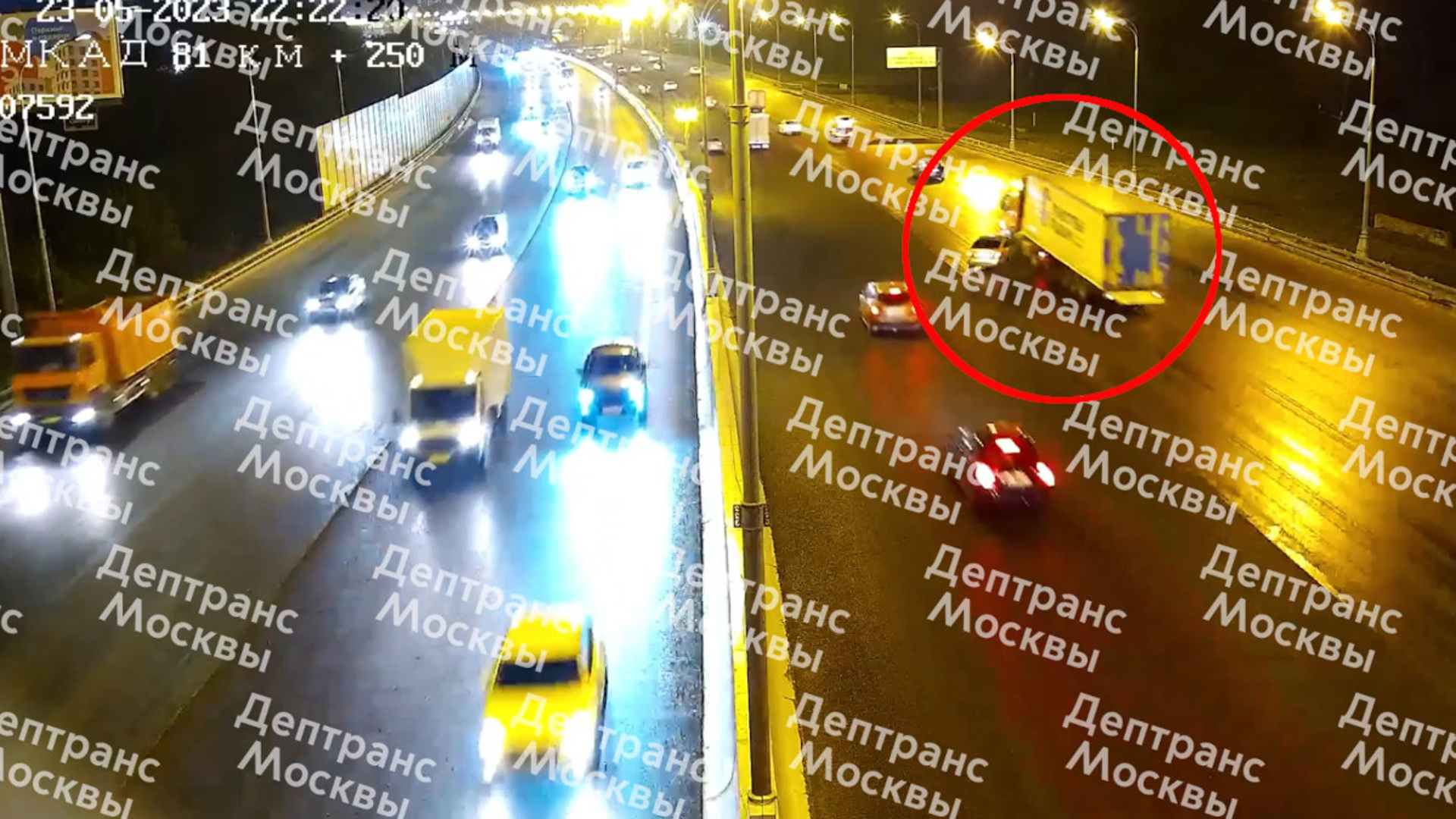 Мкад. Дтп на мкад 23. 05. Москва улицы в мкаде. Шоссе.