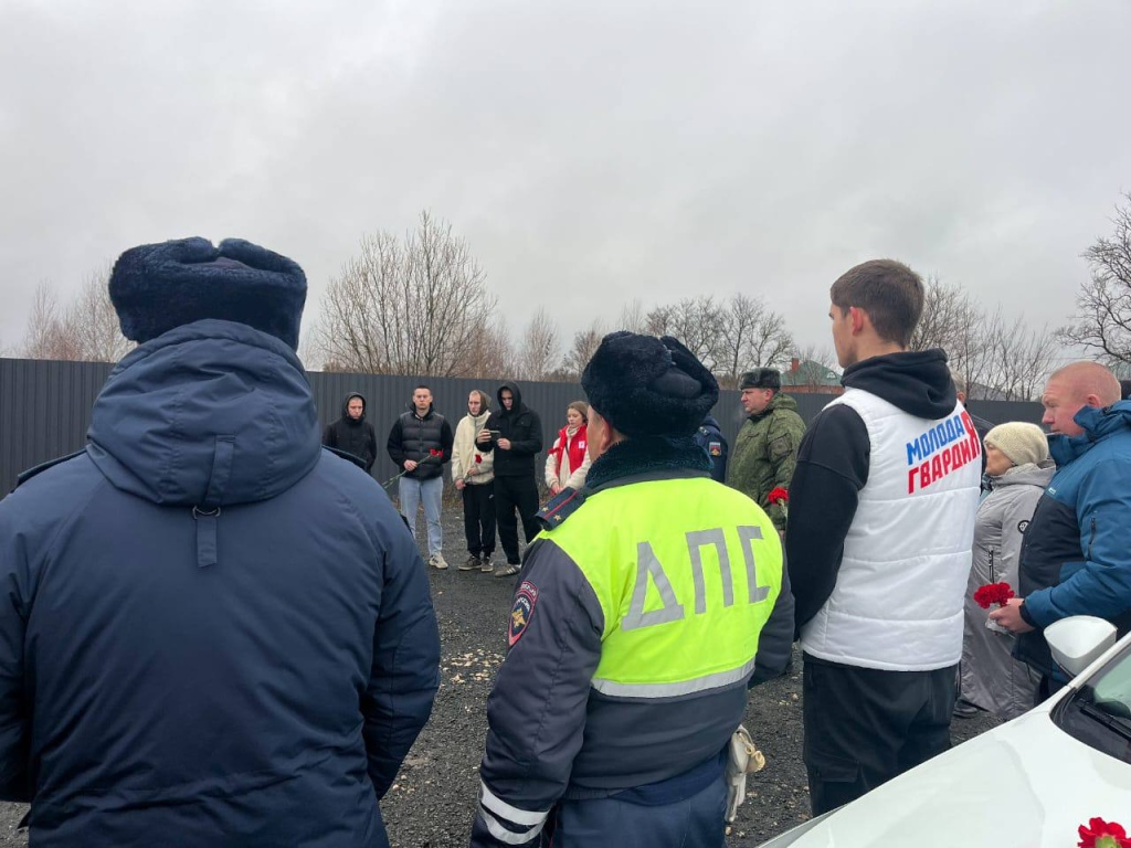 В Ковылкино зажгли свечи в память о погибших в ДТП