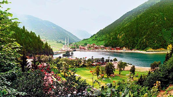 Ученые предупреждают об утере культурной идентичности Восточного Причерноморья Турции из-за усиления миграции из деревни в город