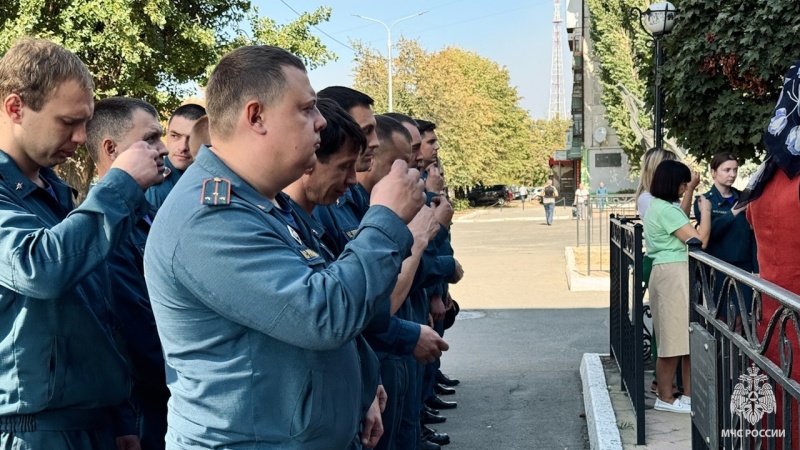 В Главном управлении МЧС России по Луганской Народной Республике прошло торжественное богослужение в честь празднования образа Божией Матери «Неопалимая Купина»