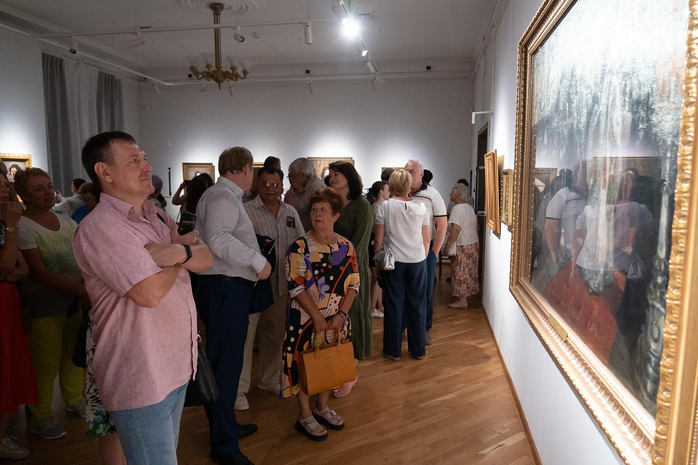 зарядье выставка суриковский