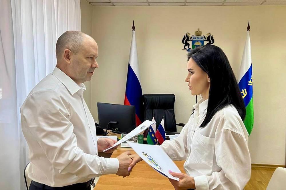 Региональный Уполномоченный по правам человека и начальник Государственной жилищной инспекции Тюменской области подписали соглашение о взаимодействии и сотрудничестве