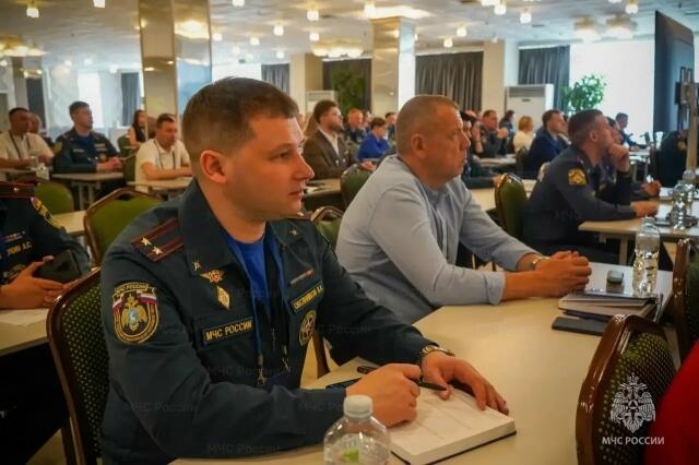 Учебно-методический сбор по охране труда объединил 130 специалистов МЧС России
