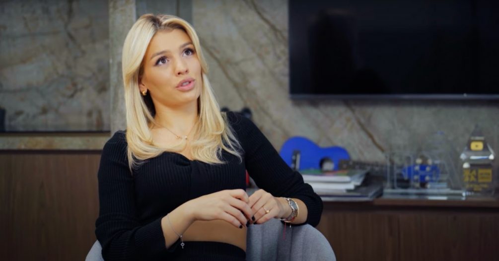 Кто встречается с люсей чеботиной