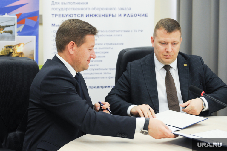 Документ подписали ректор ЮУрГУ Александр Вагнер (слева) и представитель 