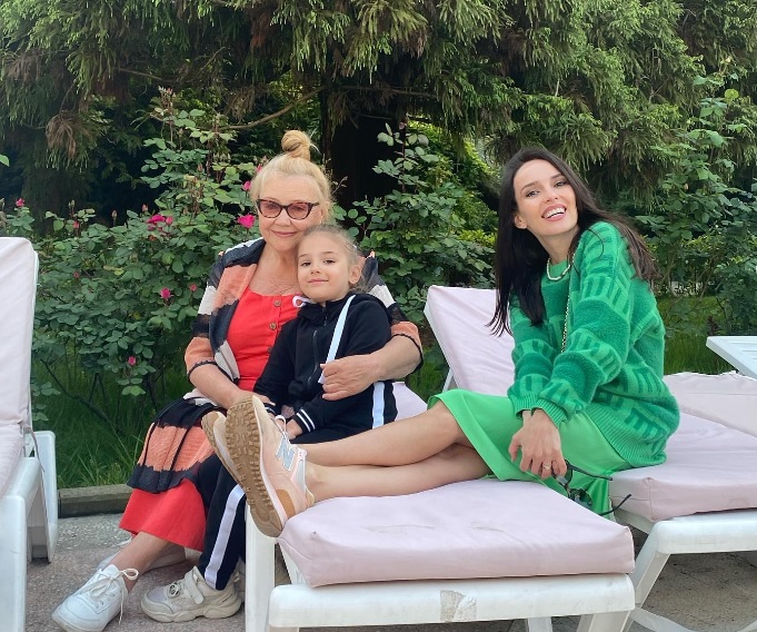 Дочь ведущей Первого канала обидели на рынке под Саратовом