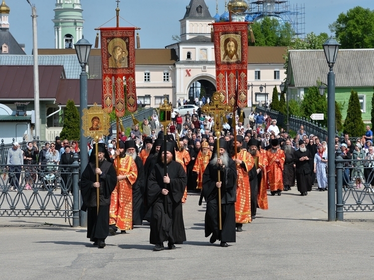 В Оптиной пустыни открыли новый комплекс у Пафнутьевского родника