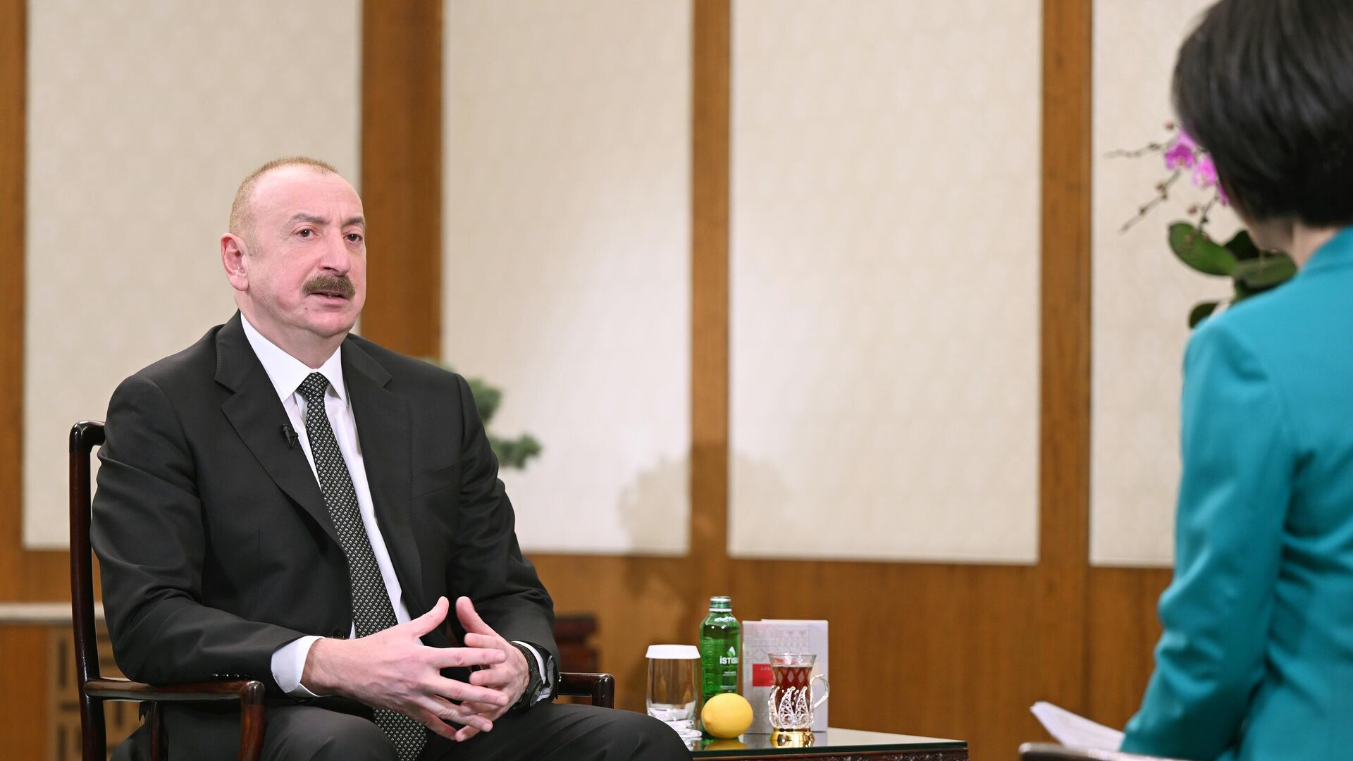 Президент Ильхам Алиев дал интервью китайскому телеканалу CGTN - Sputnik Азербайджан, 1920, 26.04.2025