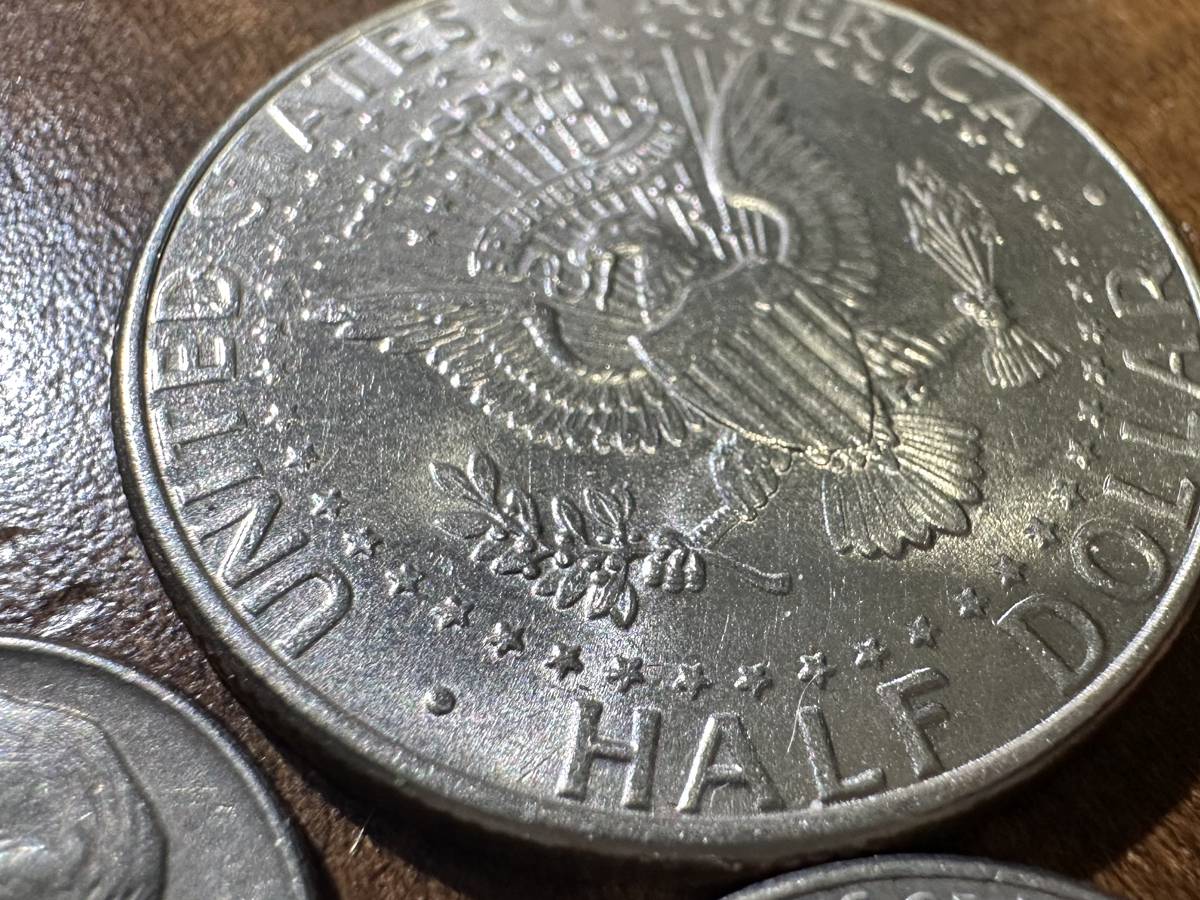 Трамп может стать осторожнее в отношении торговых тарифов