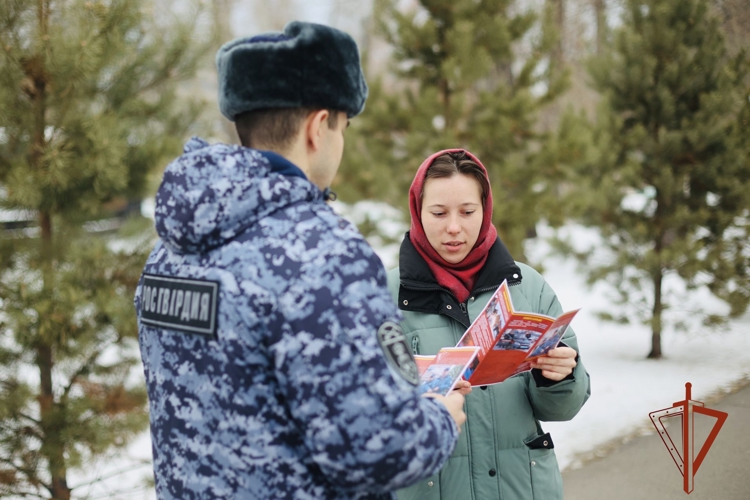 Росгвардейцы напоминают жителям Хакасии о мерах личной безопасности и сохранности имущества