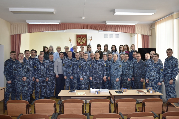 Уфсин по луганской. Сотрудник УФСИН. Сотрудник СИЗО. УФСИН Щелково. С 23 февраля УФСИН.