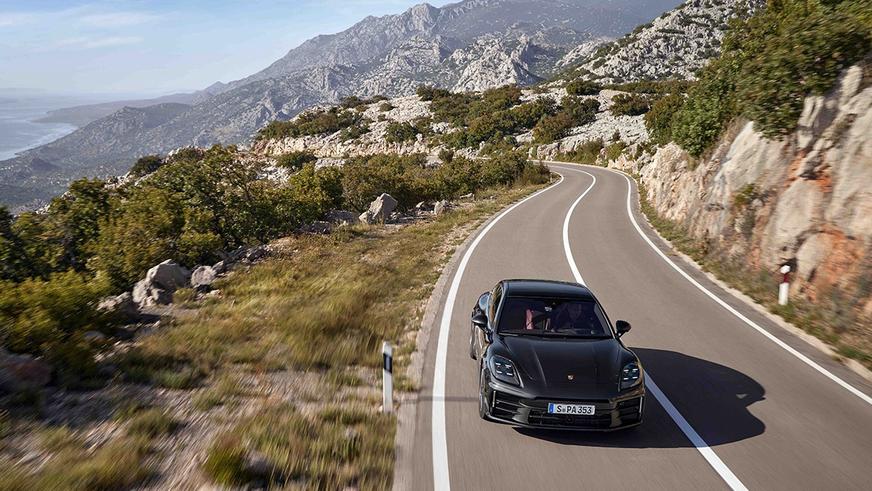Представлен новый Porsche Panamera: хитрая подвеска и гибриды