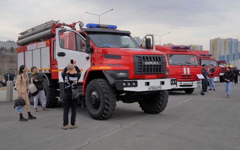 В Кузбассе празднуют 374-ю годовщину образования Пожарной охраны России