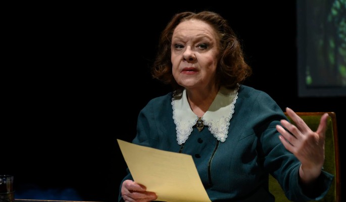 Наталья Тенякова перед смертью прочла интимную переписку Иосифа Сталина с дочерью 