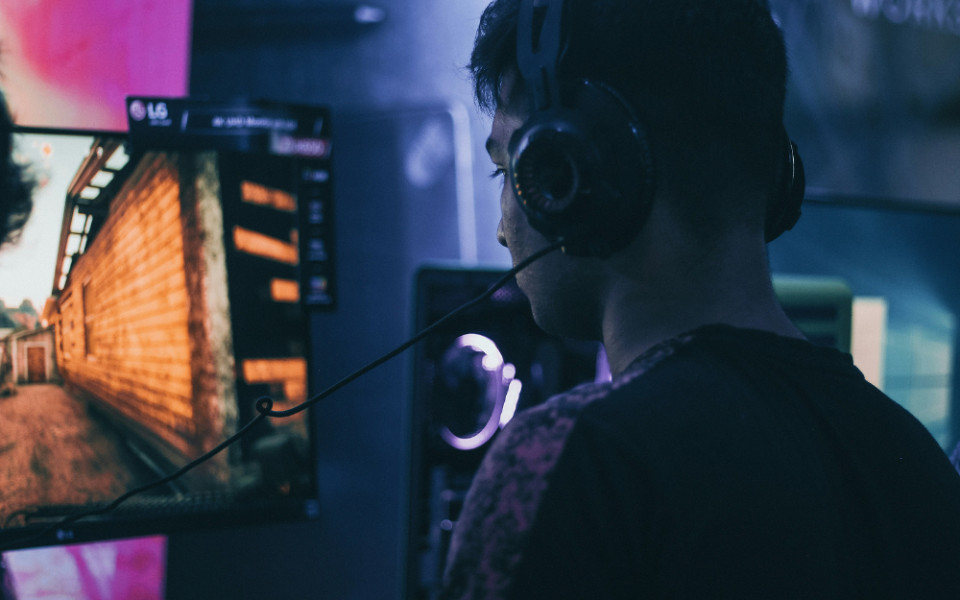 Пополнить баланс Steam в России: обзор 10 популярных сервисов