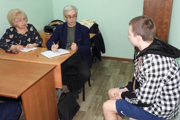 Следственный изолятор № 1 посетила Уполномоченный по правам ребенка в Смоленской области