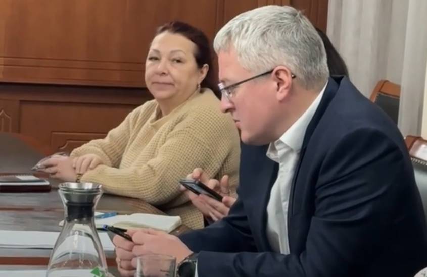 Губернатор Владимир Солодов лично встретился с подписчиками своих соцсетей