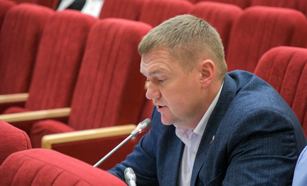 «Задуматься о приоритетах». Владимир Понарьев призвал поддерживать погорельцев