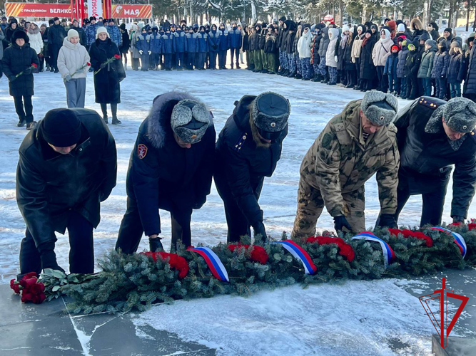 Росгвардейцы присоединились к торжественной церемонии в честь Дня неизвестного солдата