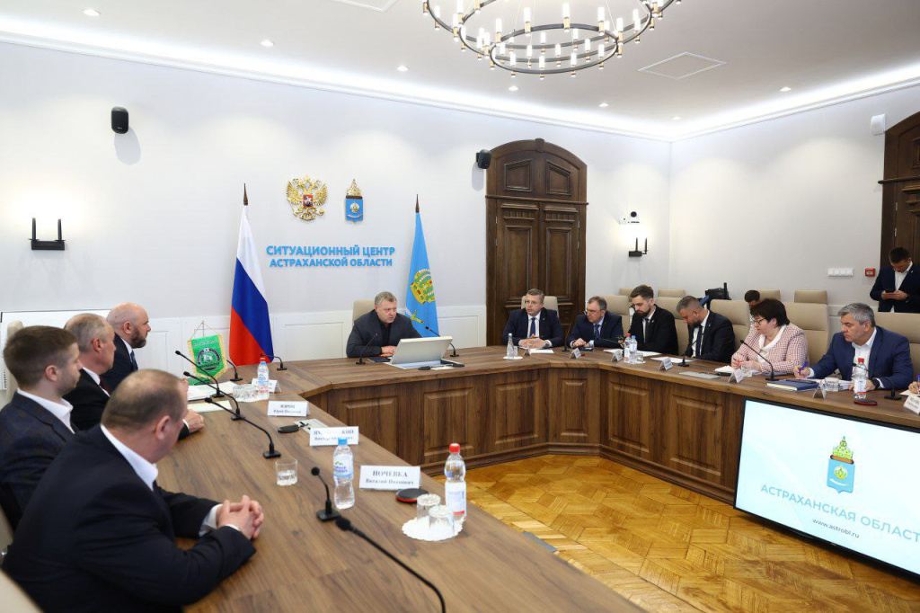 Игорь Бабушкин провел встречу с представителями Луганской народной республики