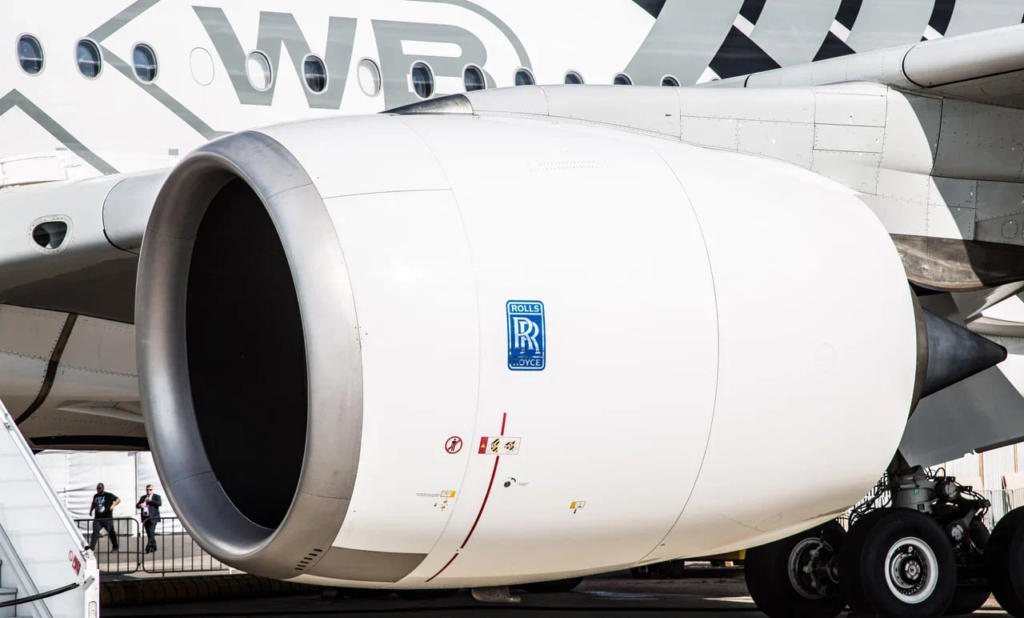 Калинин поддержал создание музея в здании бывшего аэропорта Саратова