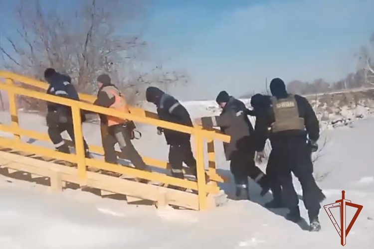 На территории Омской области полицией при силовой поддержке спецназа Росгвардии проведено оперативно-профилактическое мероприятие «Жилой сектор»